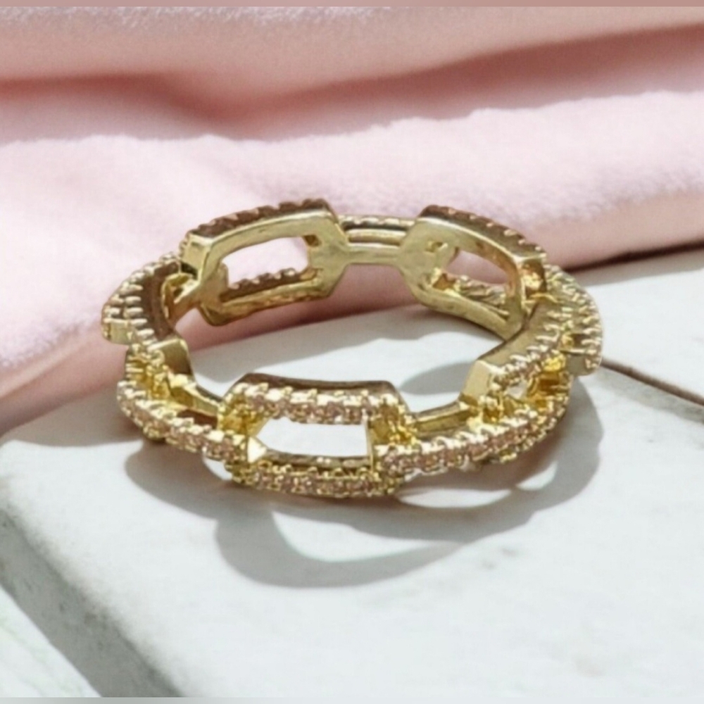 Womens Jewelry Chainlink Stainless Steel CZ Ring